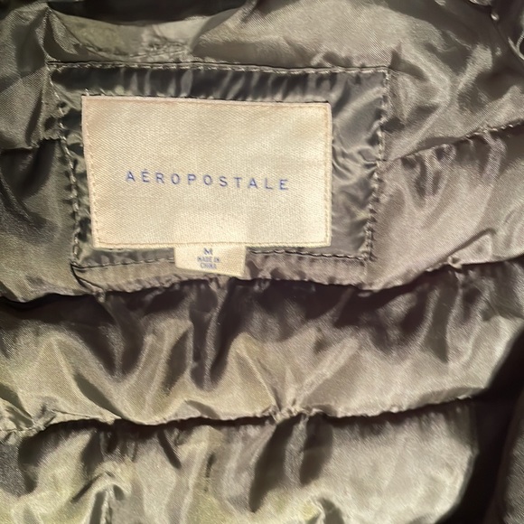 Aeropostale puffer vest - Picture 2 of 4